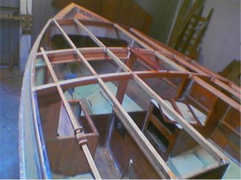 Lapstrake plywood boat plans for amateur boatbuilders